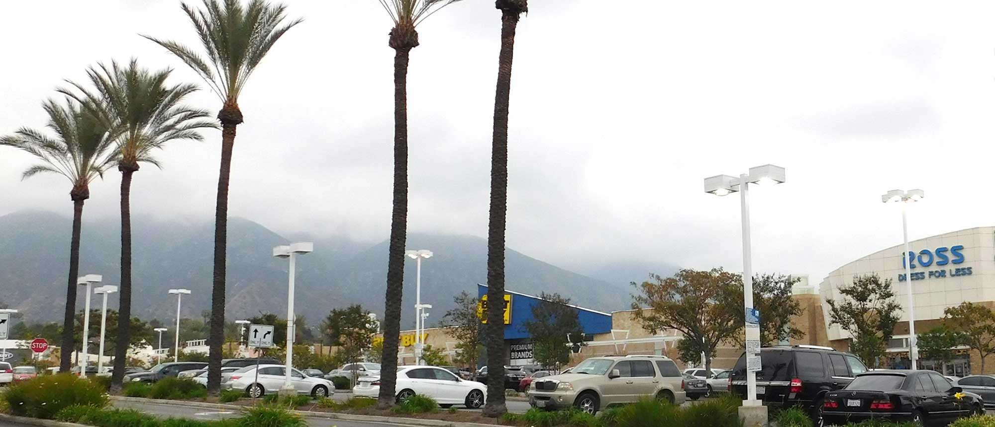 A shopping center on Foothill Blvd in East Pasadena